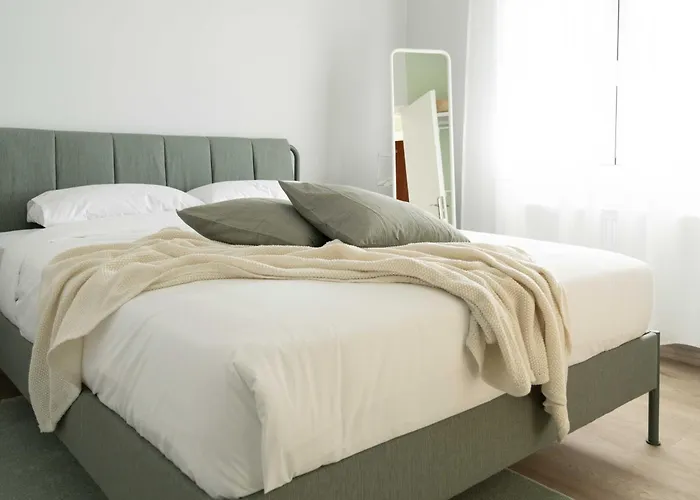 Casa 8 - Two Bedroom House In Patras