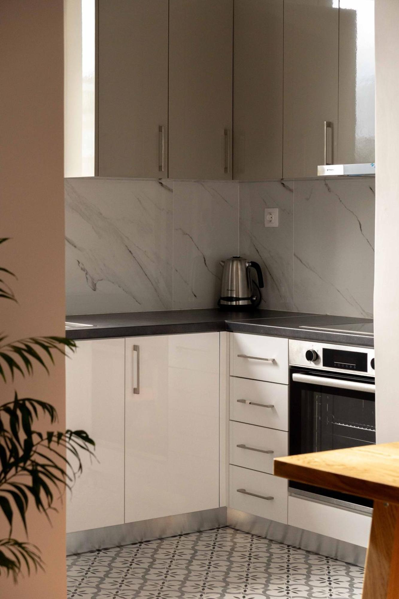 Casa 8 - Two Bedroom House In Apartment Patras